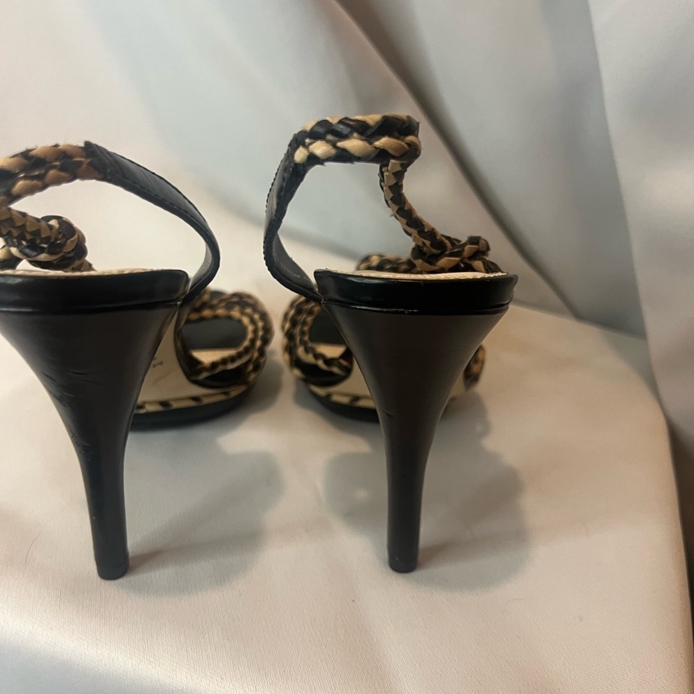 Max Studio Black and Tan Heels with Intricate Straps Size 8 - Picture 6 of 10